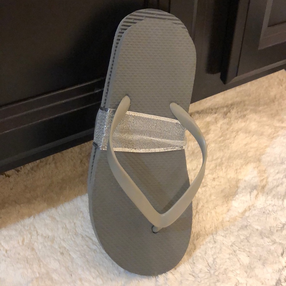 Flip flops